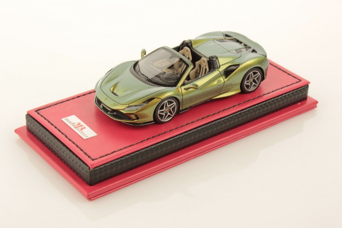 1/43 MR Ferrari F8 Spider Gold to Silver - 【MR BBR MakeUp LOOKSMART  D&Gなどのミニカー専門店】 ヴェルデ