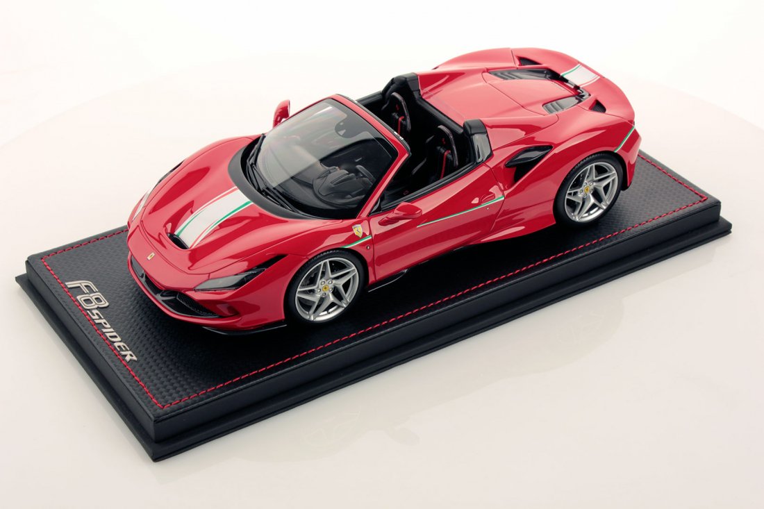 1/18 MR Ferrari F8 Spider Rosso Corsa #01/01 Italian Livery - 【MR BBR  MakeUp LOOKSMART D&Gなどのミニカー専門店】 ヴェルデ