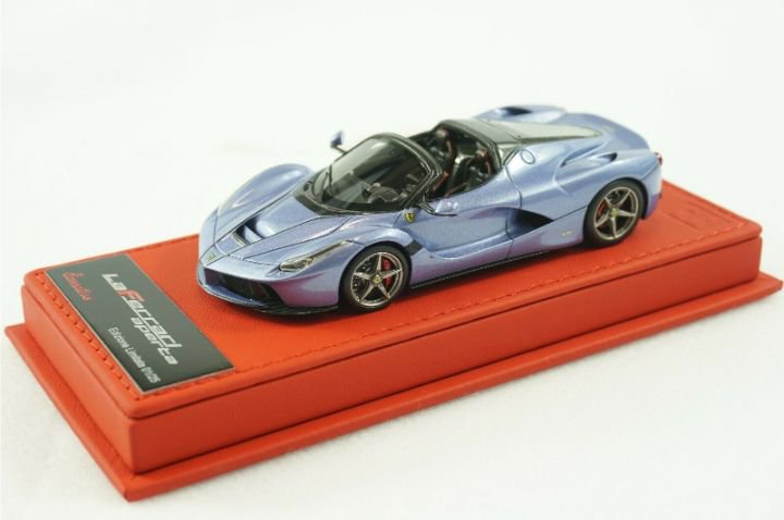 1/43 BBR FERRARI LAFERRARI APERTA BLUE MEDIO DELUXE LEATHER BASE - 【MR BBR  MakeUp LOOKSMART D&Gなどのミニカー専門店】 ヴェルデ