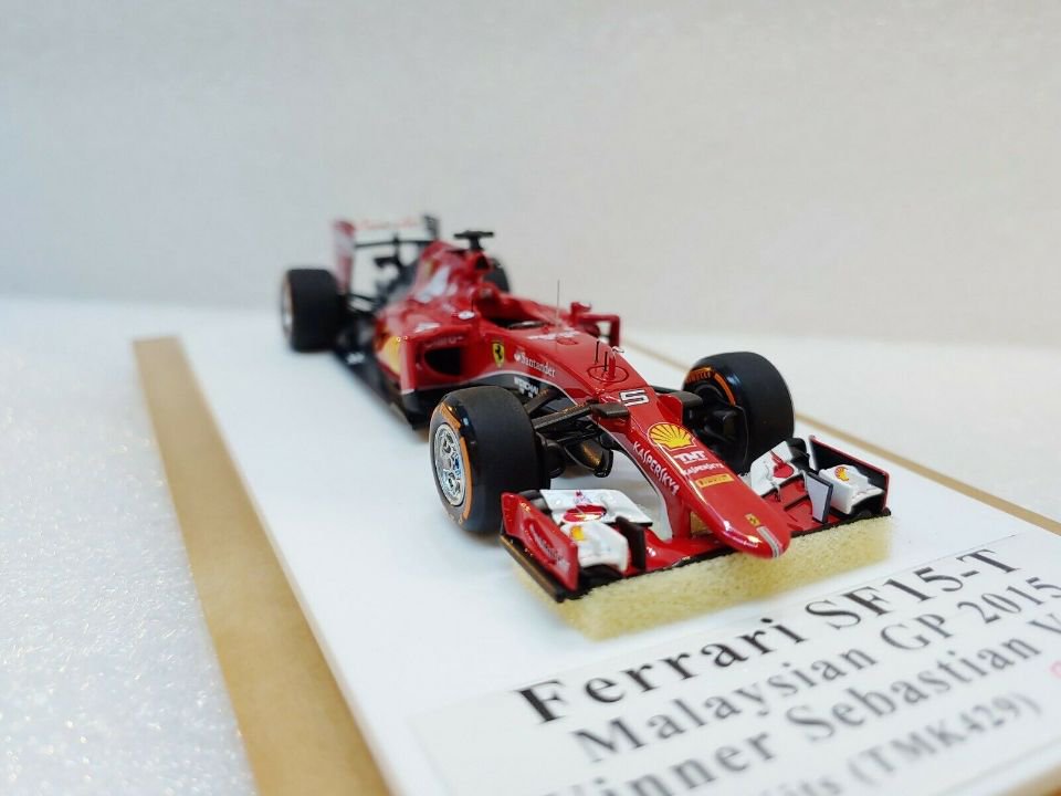 Ferrari SF15-T Malaysian GP 2015 Winner S.Vettel TAMEO KIT 1/43 - 【MR BBR  MakeUp LOOKSMART D&Gなどのミニカー専門店】 ヴェルデ