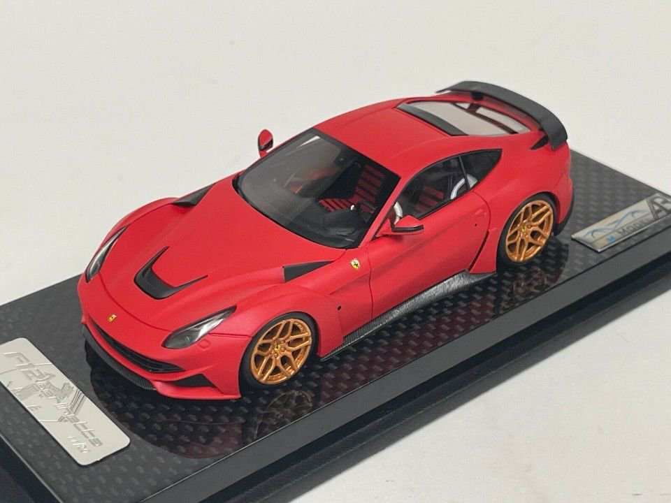 1/43 Ferrari F12 Berlinetta N-Largo Novitec Rosso in Matte Rosso Corsa Red  with a Gold Wheels. - 【MR BBR MakeUp LOOKSMART D&Gなどのミニカー専門店】 ヴェルデ