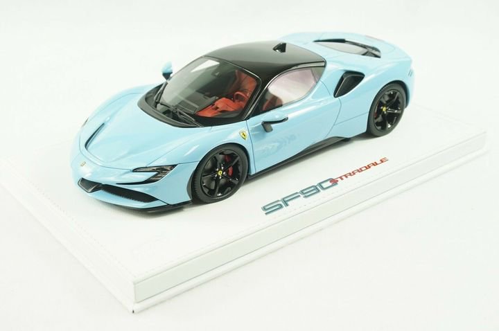 1/18 BBR FERRARI SF90 STRADALE AZZURRO LA PLATA