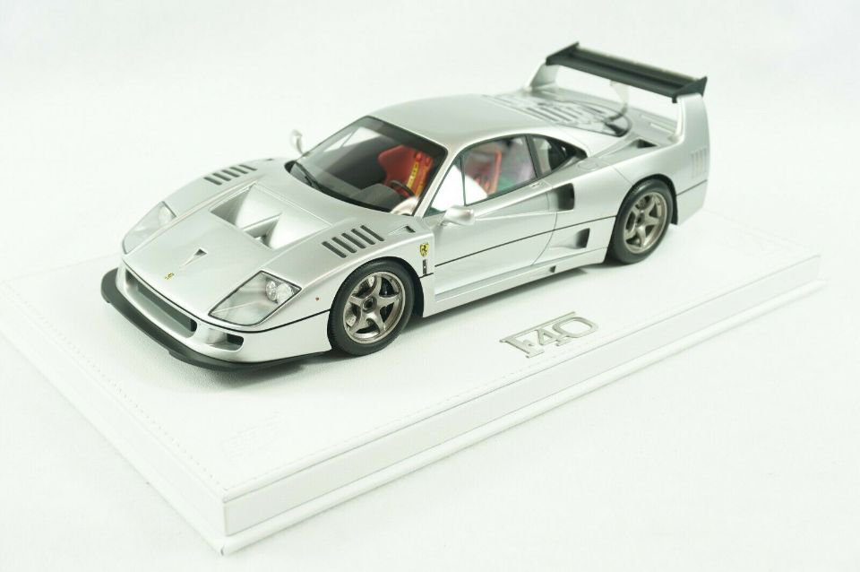 1/18 BBR FERRARI F40 LM MICHELOTO SILVER DELUXE WHITE LEATHER BASE - 【MR  BBR MakeUp LOOKSMART D&Gなどのミニカー専門店】 ヴェルデ