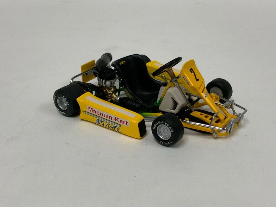 1/18 Minichamps Go Kart of Michael Schumacher from 1987 - 【MR BBR MakeUp  LOOKSMART D&Gなどのミニカー専門店】 ヴェルデ