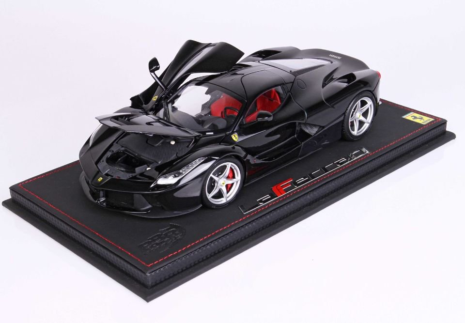 1/18 BBR Ferrari LaFerrari Met black Daytona (DIE-CAST METAL) - 【MR BBR  MakeUp LOOKSMART D&Gなどのミニカー専門店】 ヴェルデ