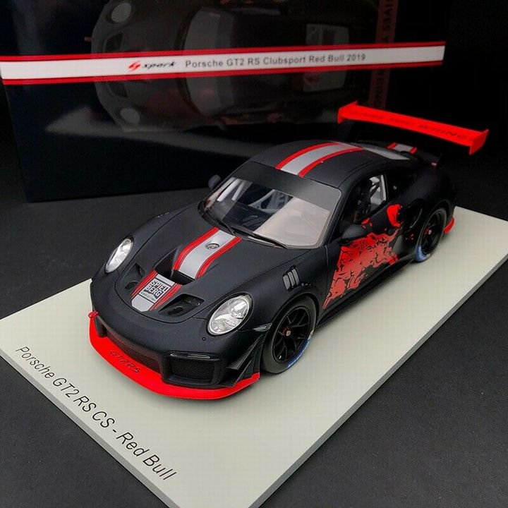 1/18 Spark Porsche 911 GT2 RS Clubsport 2019 Matt Black with Red