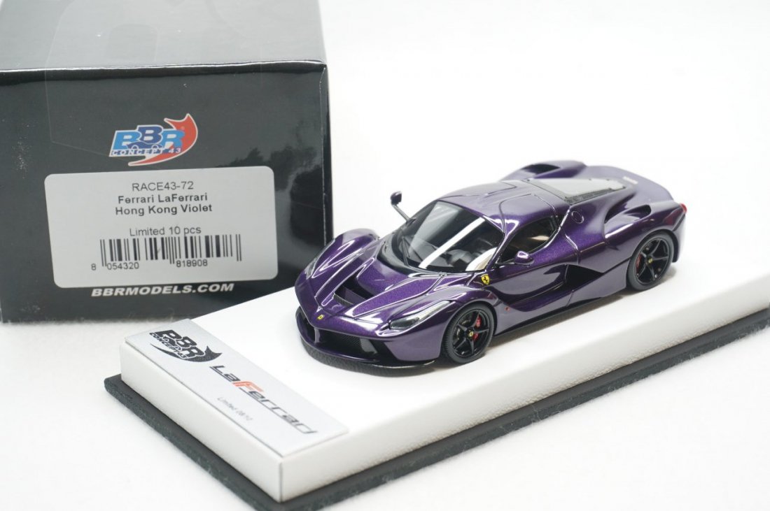 1/43 BBR Ferrari Laferrari hong kong violet set on white leather base - 【MR  BBR MakeUp LOOKSMART D&Gなどのミニカー専門店】 ヴェルデ