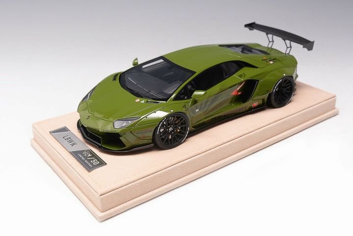 Timothy＆Piere Lamborghini Aventador Liberty Walk LB gloss Military Green -  【MR BBR MakeUp LOOKSMART Du0026Gなどのミニカー専門店】 ヴェルデ　