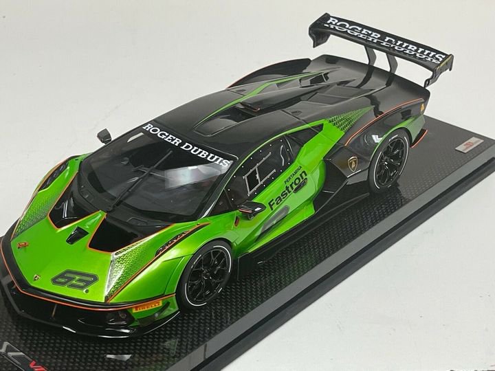 1/18 MR Lamborghini Essenza SCV12 Lunch version Green Carbon base - 【MR BBR  MakeUp LOOKSMART D&Gなどのミニカー専門店】 ヴェルデ