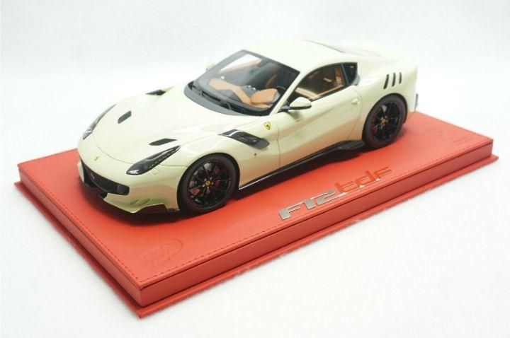 BBR 1/18 フェラーリ F12 TDF BBR 1/18 - FERRARI F12 TdF - Little Bolide