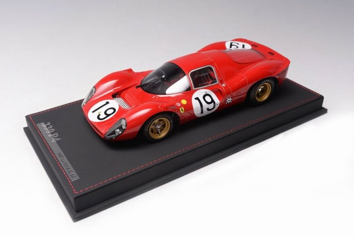 1/18 Ferrari 330 P4 From 1967 24 Hours of LeMan - 【MR BBR MakeUp LOOKSMART  D&Gなどのミニカー専門店】 ヴェルデ