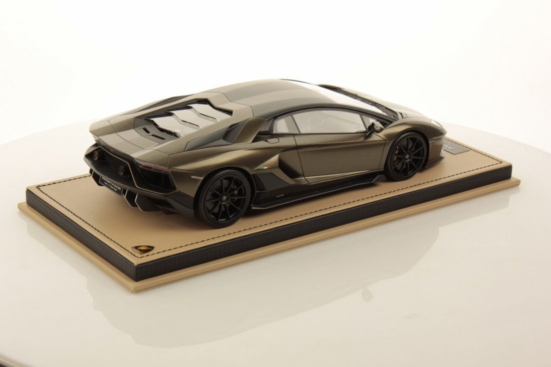 1/18 MR LAMBORGHINI AVENTADOR LP 780-4 ULTIMAE VERDE GEA ONEOFF - 【MR BBR  MakeUp LOOKSMART D&Gなどのミニカー専門店】 ヴェルデ