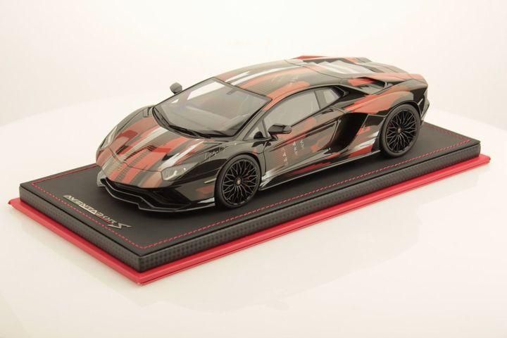 1/18 ランボルギーニ アヴェンタドール ウルティマエ ヴェルデ