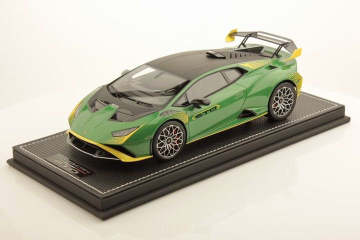 1/18 MR LAMBORGHINI HURACAN STO METALLIC GREEN - 【MR BBR MakeUp LOOKSMART  Du0026Gなどのミニカー専門店】 ヴェルデ