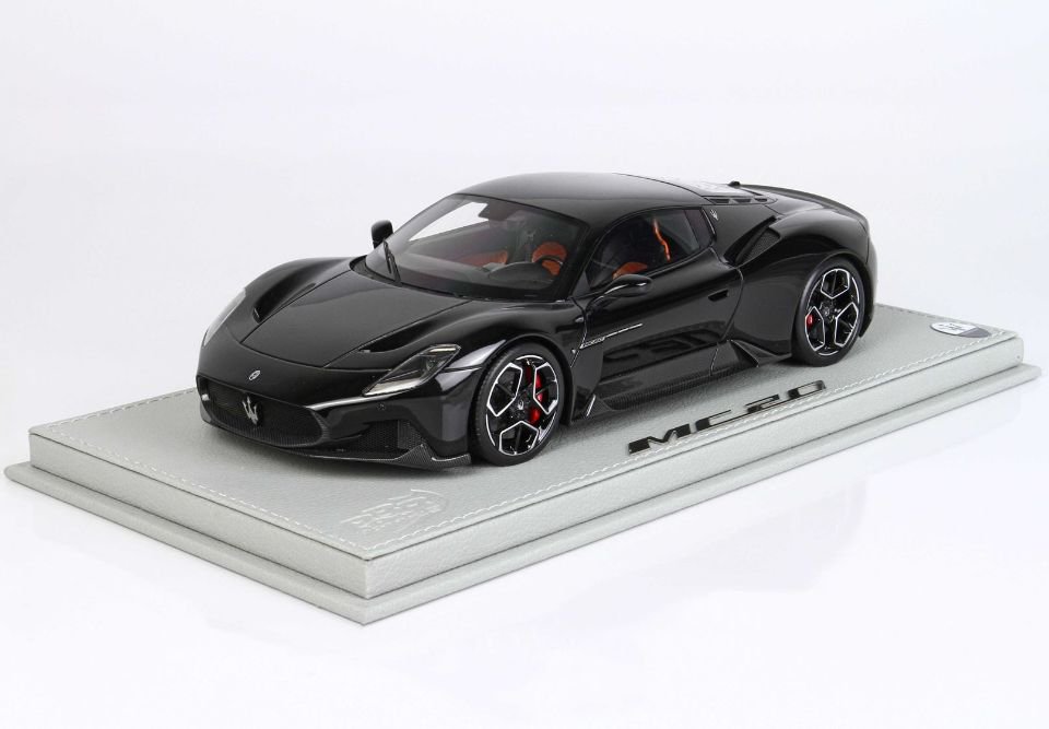 1/18 BBR Maserati MC20 2020 Nero Enigma - 【MR BBR MakeUp LOOKSMART  D&Gなどのミニカー専門店】 ヴェルデ