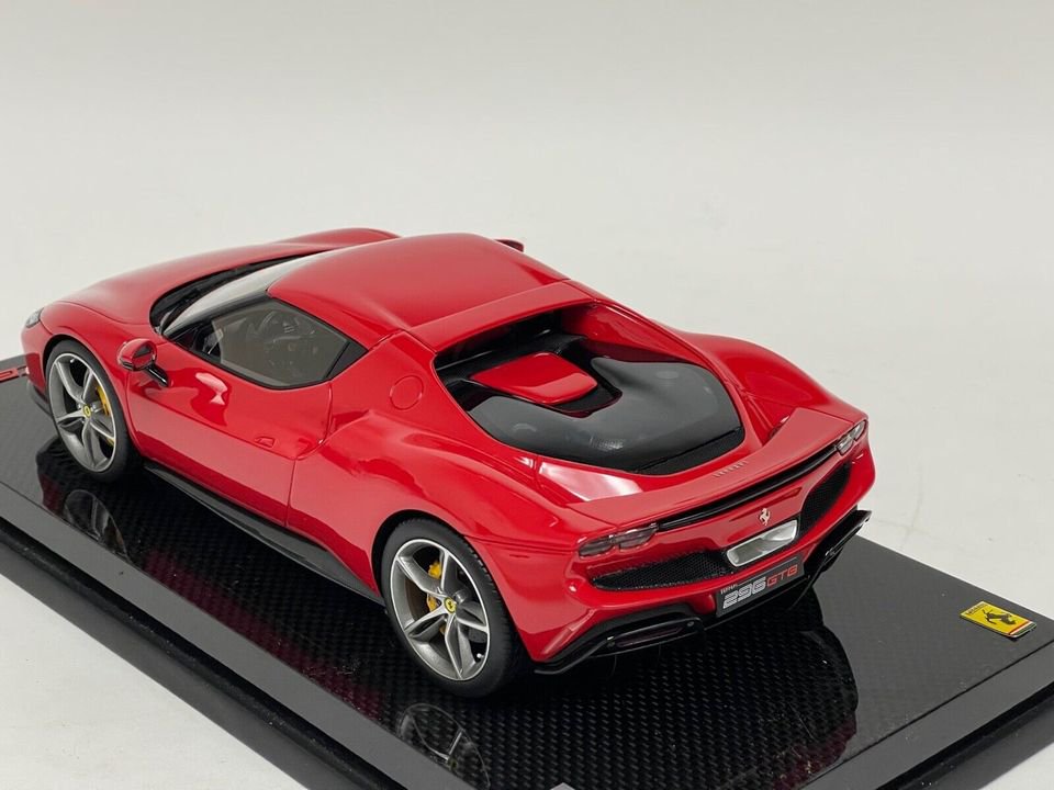 1/18 MR Ferrari 296 GTB in Rosso Corsa Red Carbon base - 【MR BBR