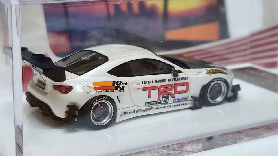 1/64 Fuelme Toyota 86 TRD V3.5 Rocket Bunny Pandem - 【MR BBR MakeUp  LOOKSMART D&Gなどのミニカー専門店】 ヴェルデ