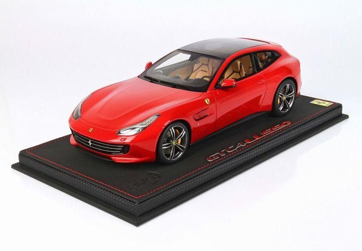 ミニカー Ferrari GTC4 Lusso PK 1/64 Scale Ferrari GTC4 Lusso White Diecast Car Model Toy