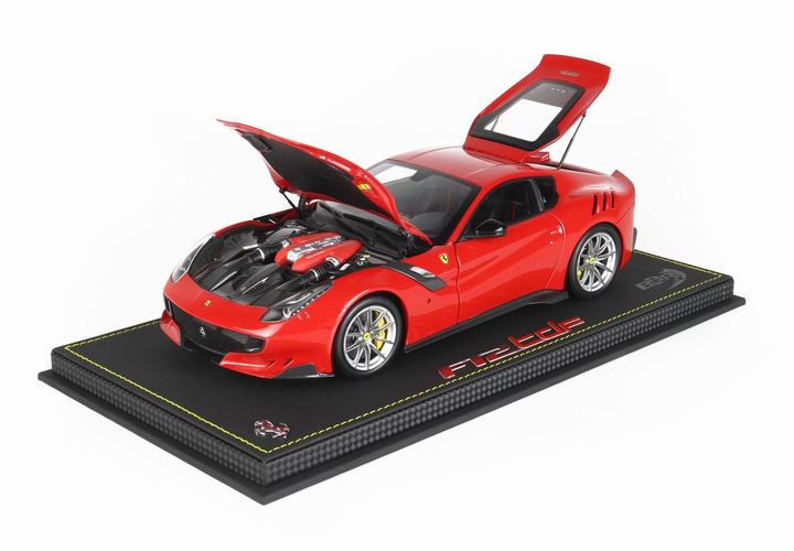 1/18 BBR Ferrari F12 TDF red Corsa 322 (DIE-CAST METAL) - 【MR BBR MakeUp  LOOKSMART D&Gなどのミニカー専門店】 ヴェルデ