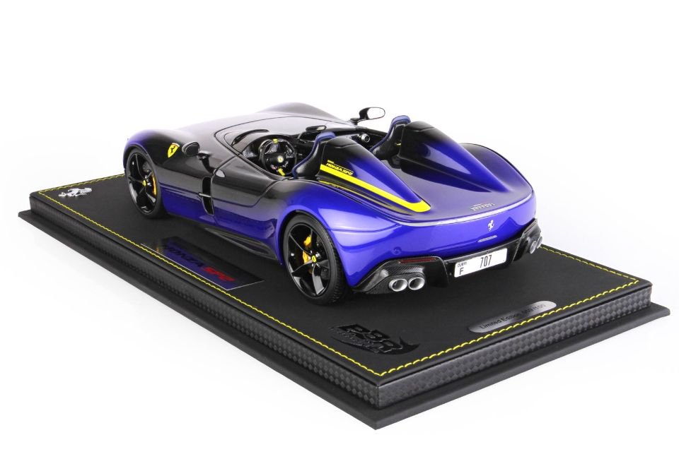 1/18 BBR Ferrari Monza SP2, Blue Viery - 【MR BBR MakeUp LOOKSMART  D&Gなどのミニカー専門店】 ヴェルデ