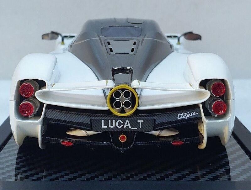 1/18 VIP MODEL Pagani Utopia Black Carbon top Pearl White