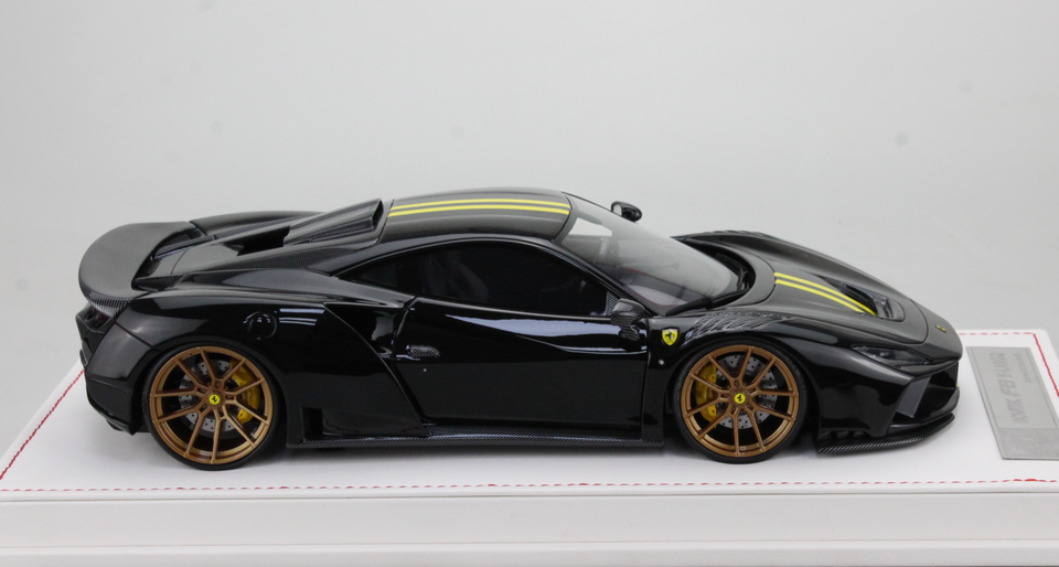 IVY 1/18 フェラーリ F8 NOVITEC-