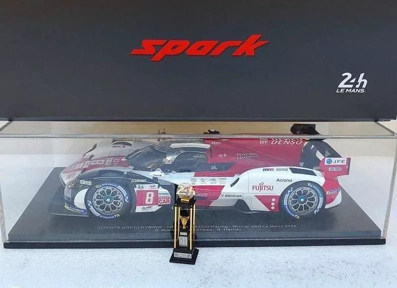 1/18 SPARK TOYOTA GR010 HYBRID No.8 TOYOTA GAZOO Racing