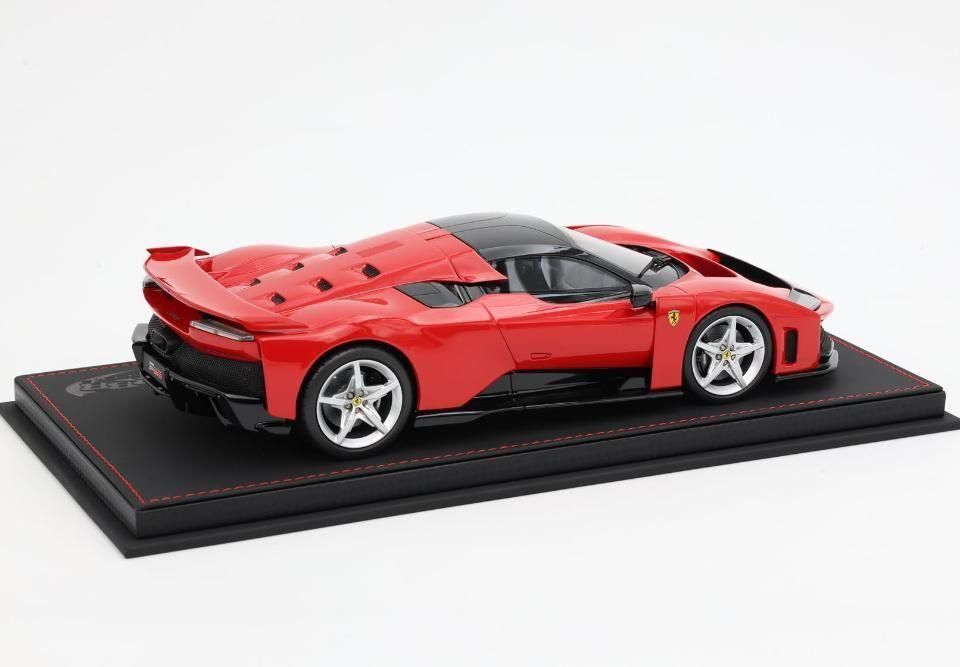 MRコレクション Ferrari F80 1:18 ロッソ スーパーカー