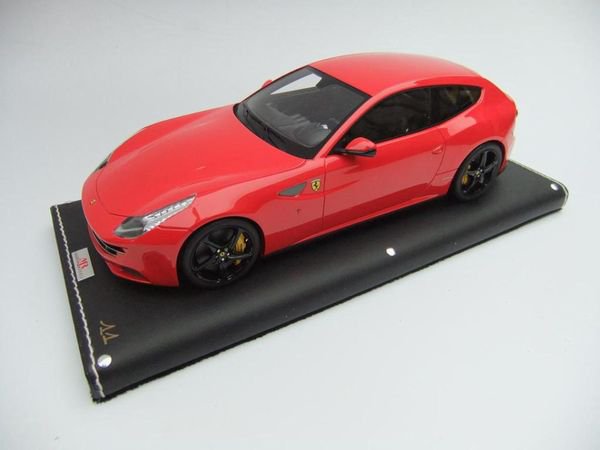 1/18 Ferrari FF Rosso Scuderia with Black Wheel - 【MR BBR MakeUp LOOKSMART  D&Gなどのミニカー専門店】 ヴェルデ