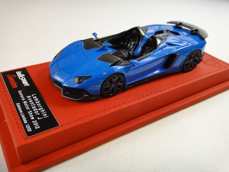 1/43 LOOKSMART LAMBORGHINI AVENTADOR J IN COLOR NOVA BLUE - 【MR BBR MakeUp  LOOKSMART D&Gなどのミニカー専門店】 ヴェルデ