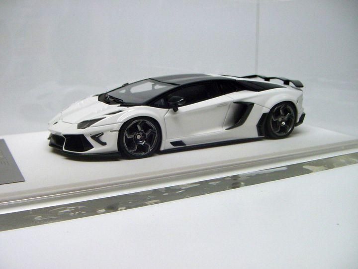 Looksmart 1/43 Aventador LP700-4 white | hartwellspremium.com