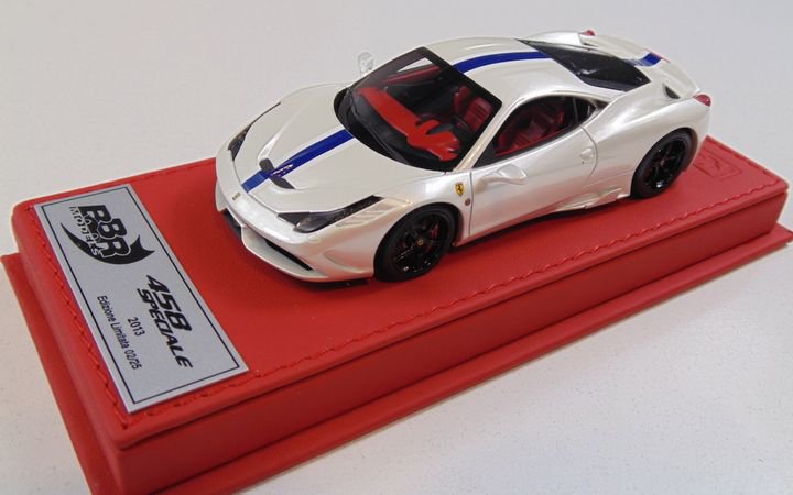 1/43 BBR FERRARI 458 SPECIALE FUJI WHITE/BLUE STRIPE - 【MR BBR MakeUp  LOOKSMART Du0026Gなどのミニカー専門店】 ヴェルデ