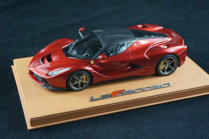 1/18 BBR FERRARI LAFERRARI ROSSO MONZA DELUXE BROWN LEATHER - 【MR