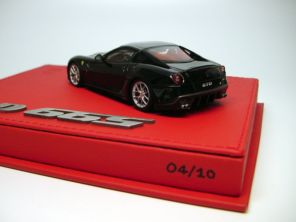 1/43 BBR Ferrari 599 GTO 2010 Black - 【MR BBR MakeUp LOOKSMART  D&Gなどのミニカー専門店】 ヴェルデ