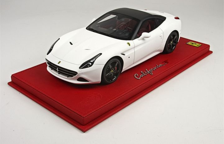 1/18 BBR Ferrari California T 2014 - 【MR BBR MakeUp LOOKSMART  D&Gなどのミニカー専門店】 ヴェルデ