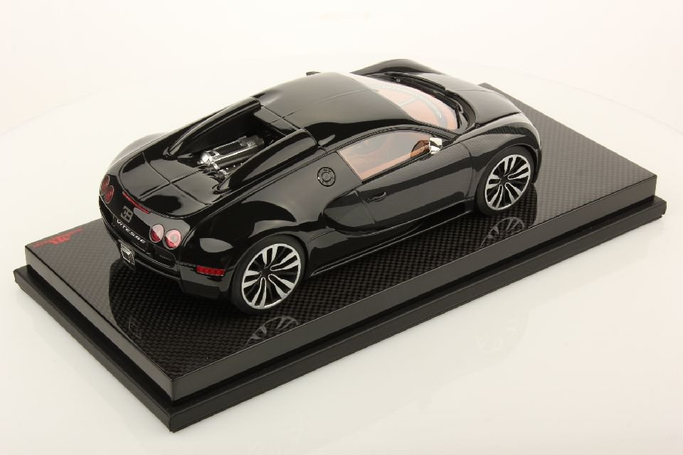 1/18 MR Bugatti Veyron 16.4 Black / Carbonium - 【MR BBR MakeUp LOOKSMART  D&Gなどのミニカー専門店】 ヴェルデ