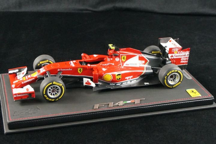 1/18 BBR Ferrari F14T Abu Dhabi 2014 F. Alonso on black leather