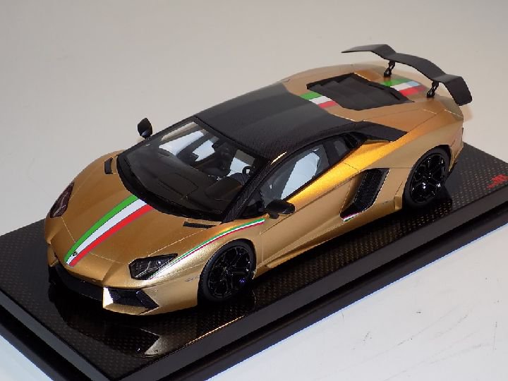 1/18 MR Lamborghini Aventador LP 760 Oakley Design in Matt Gold - 【MR BBR  MakeUp LOOKSMART D&Gなどのミニカー専門店】 ヴェルデ