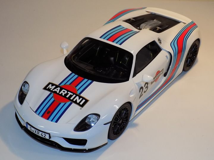 1/12 GT Spirit Porsche 918 Spyder car #23 Martini - 【MR BBR MakeUp  LOOKSMART D&Gなどのミニカー専門店】 ヴェルデ