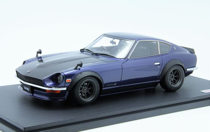 1/18 Ignition Model Nissan Fairlady Z (S30) Blue Carbon Bonnet with Cover -  【MR BBR MakeUp LOOKSMART D&Gなどのミニカー専門店】 ヴェルデ