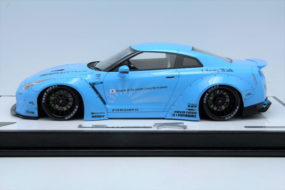 1/18 MakeUp LB Works R35 GTR Pearl Light Blue Duck Tail - 【MR BBR MakeUp  LOOKSMART D&Gなどのミニカー専門店】 ヴェルデ