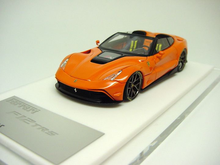 1/43 D&G Ferrari F12 TRS Metallic Orange - 【MR BBR MakeUp