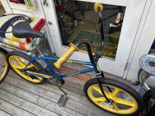 1980 SCHWINN MAG SCRAMBLER “ BLUE “ // SKYWAY TUFF 1