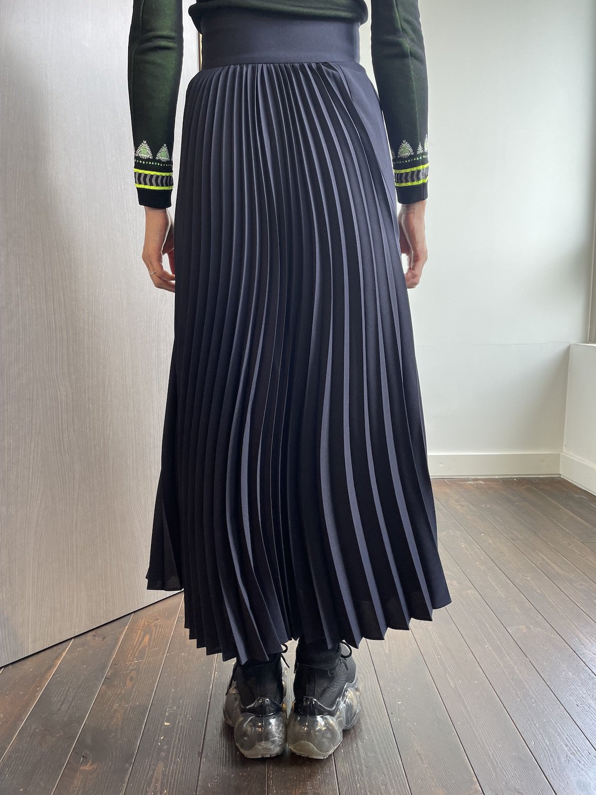 表地ポリエステル100%Mame Kurogouchi Curved Pleated Skirt