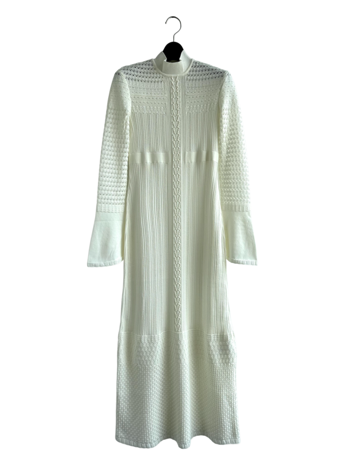 『Mame Kurogouchi』レースストライプニットドレス／Lace Stripe Knitted Dress (ホワイト)