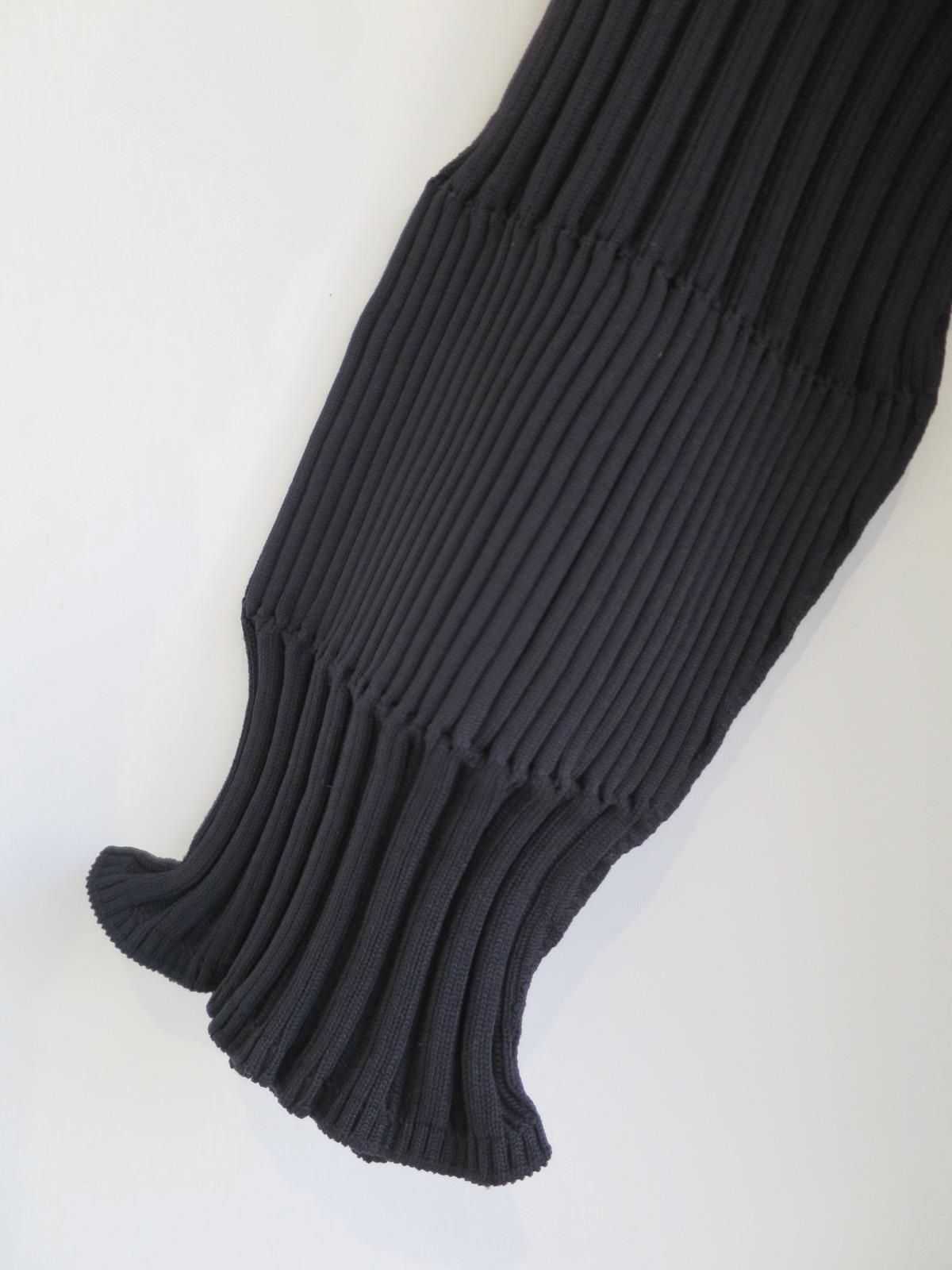 CFCL 完売トップス CFCL 完売トップス CFCL(シーエフシーエル)の通販 - Seltie セルティ