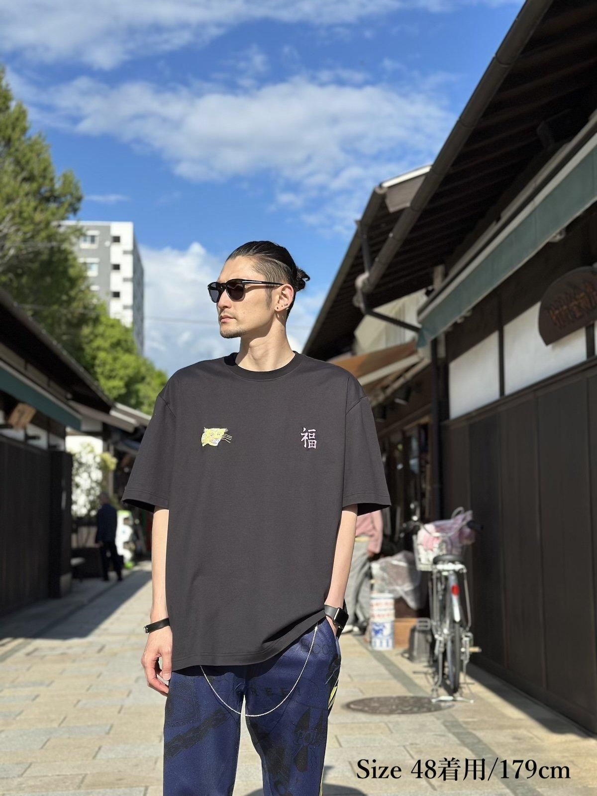 新品 定価25300円 アンリアレイジ 24ss 太陽光 紫外線 変色 刺繍 T 新品 アンリアレイジ 24ss 太陽光 紫外線 変色 刺繍 T