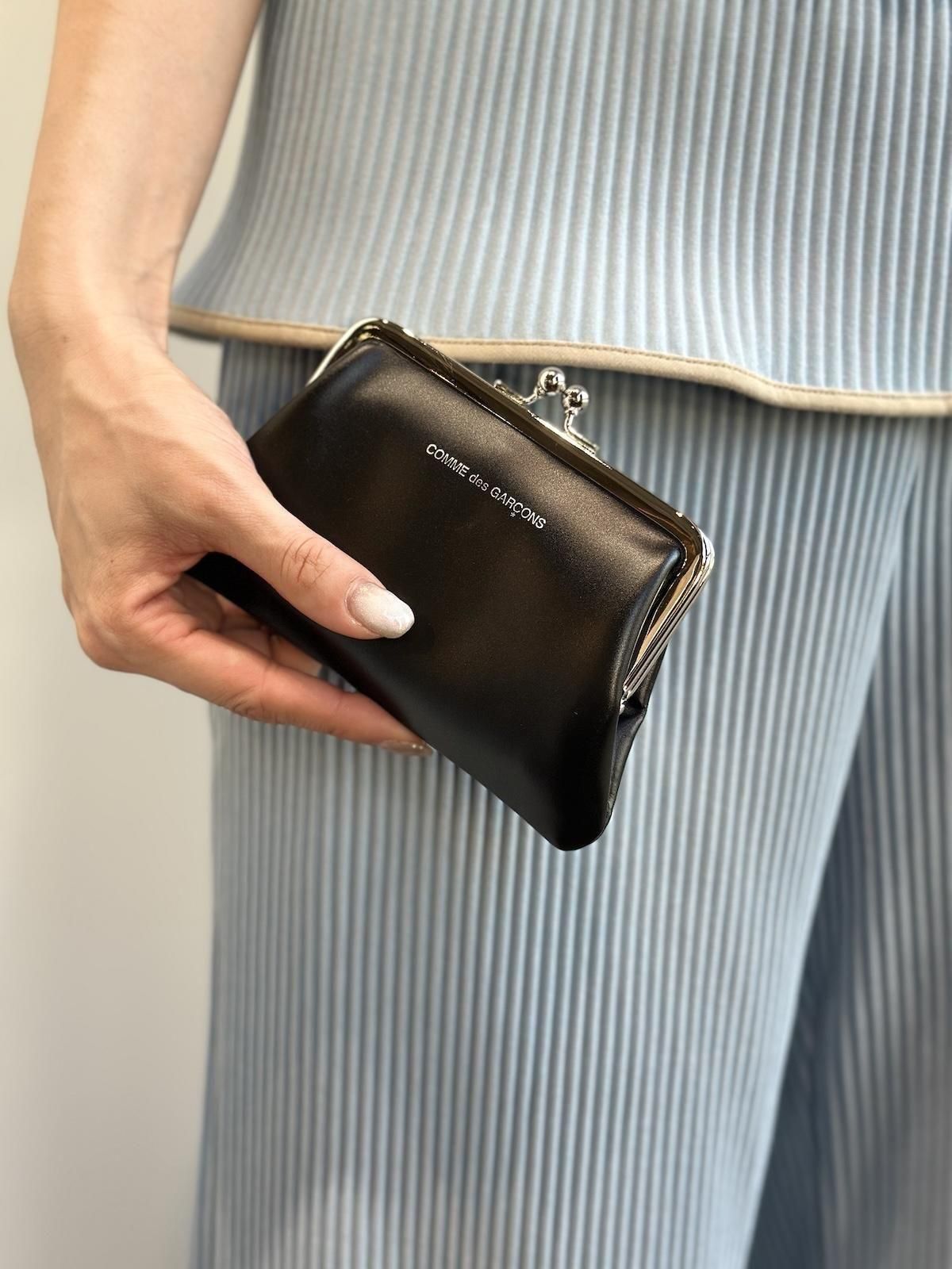 ウォレットコムデギャルソン がま口(中) Wallet COMME des GARCONS(ウォレット コムデギャルソン)の通販