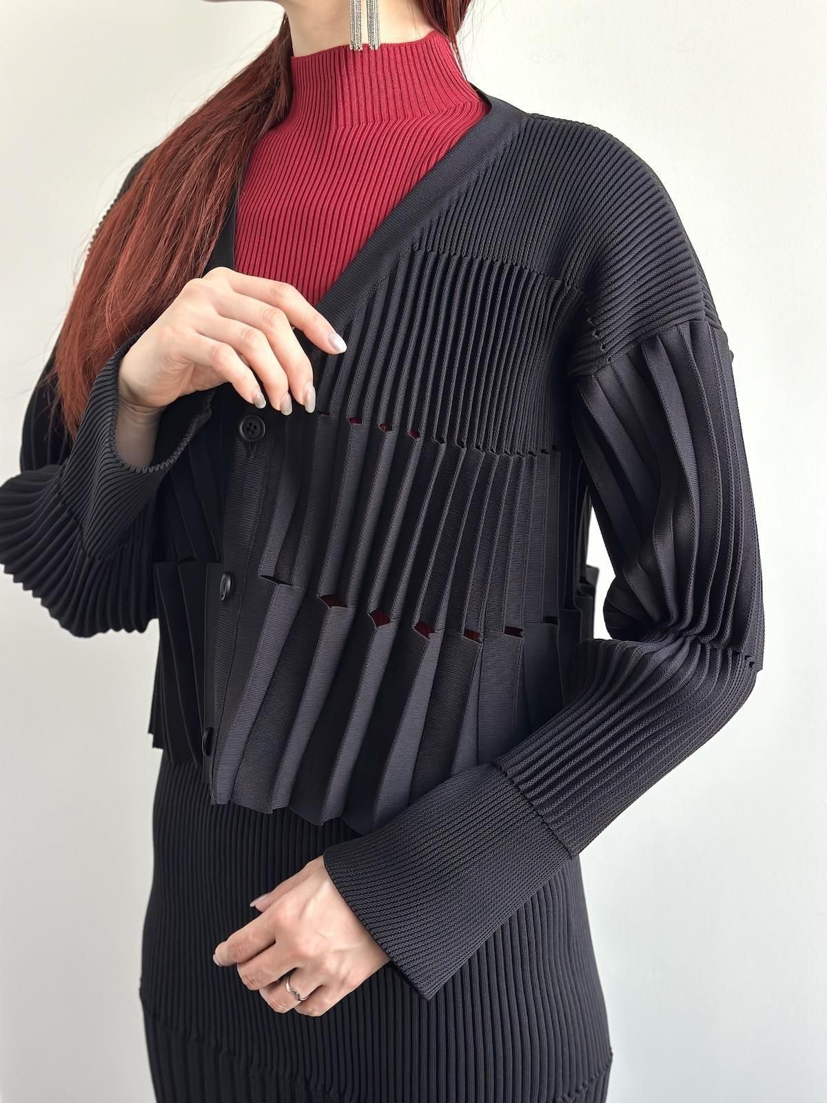 cfcl カーディガン　新品未使用 CFCL(シーエフシーエル)の通販 - Seltie セルティ