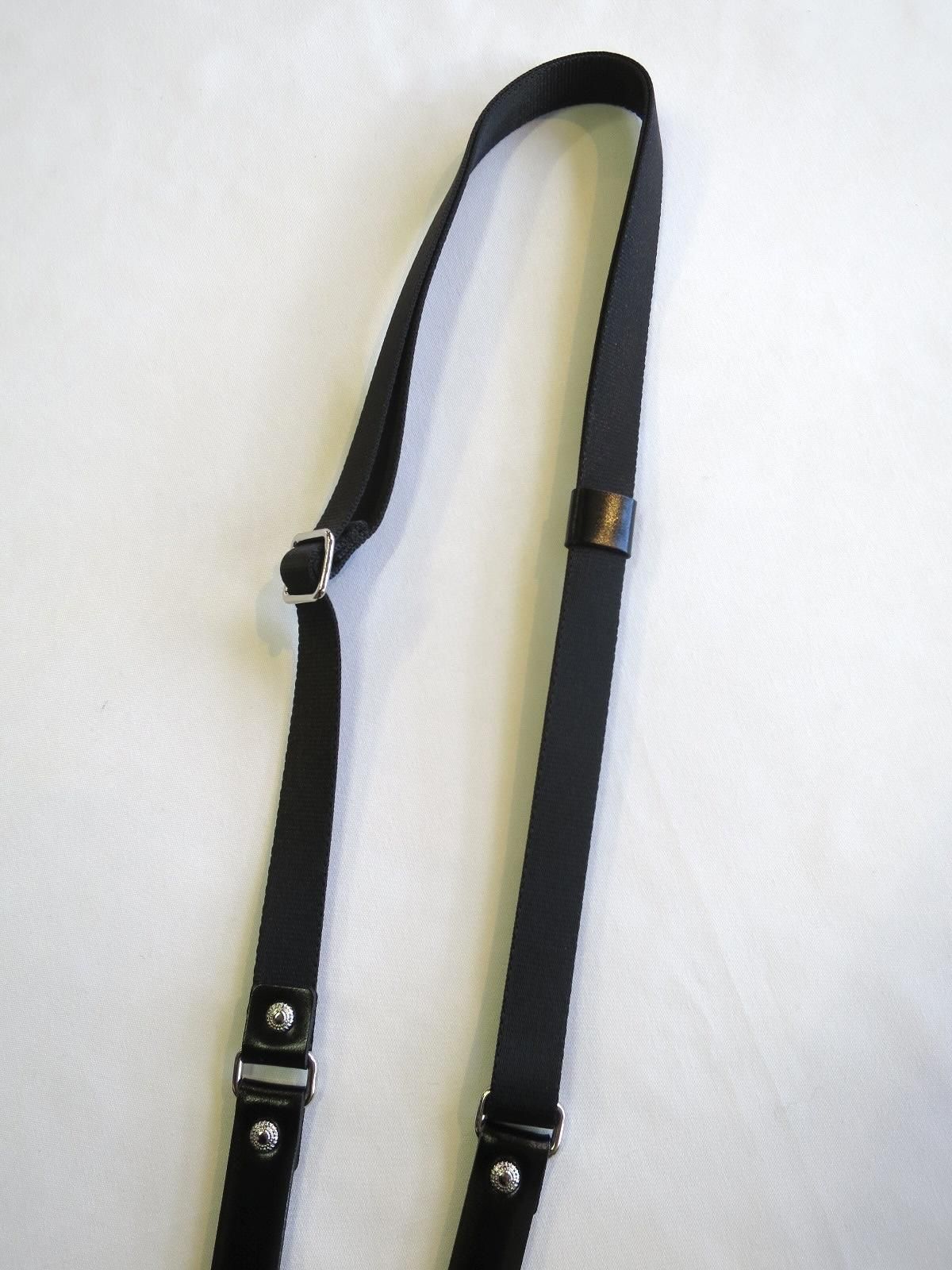 【専用】TOGA レザーフォンストラップ BLACK 黒 TOGA（トーガ）の「【TOGA TOO/トーガトゥ】Leather phone strap